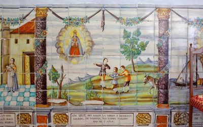 Taulells de ceràmica de temàtica religiosa